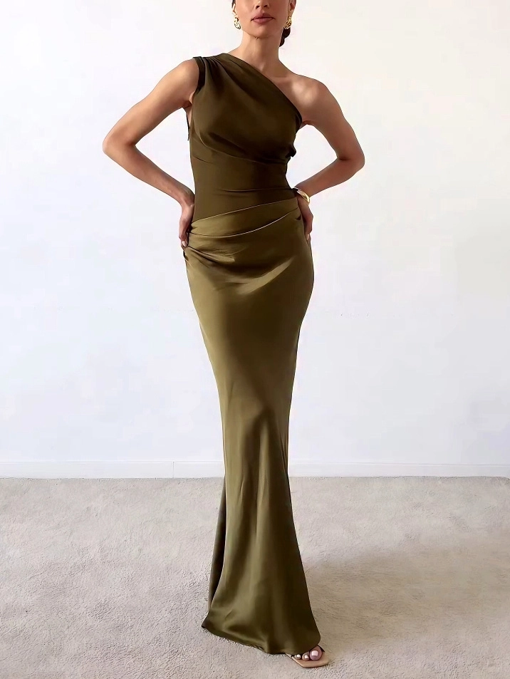 Laura | Elegancka sukienka maxi imprezowa z odkrytym ramieniem i marszczeniami