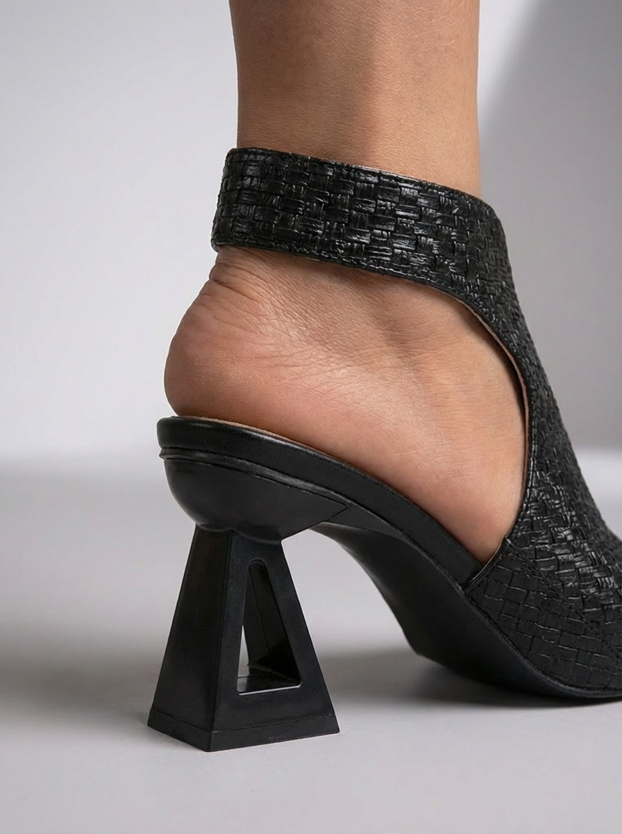 AURA | Eleganckie sandały plecione